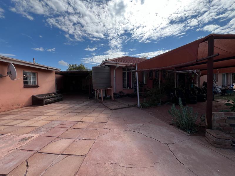 4 Bedroom Property for Sale in Kathu Northern Cape